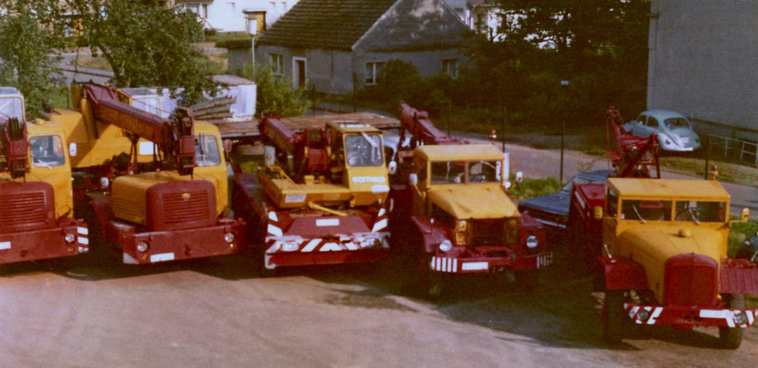 Kran- und Abschleppwagen der Firma Salgert in den 70er-Jahren