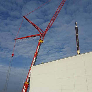 Heben eines Wicklers mit dem LTM 1300/6.2 mit 36 m Wippe in Troisdorf