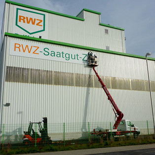 RWZ Meckenheim, Montagearbeiten mit der Ruthmann TB 220