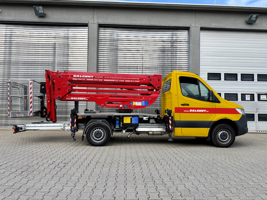 Salgert Arbeitsbühnenverleih / Mietservice: LKW Arbeitsbühne ECOLINE RS 200 auf 3,5 to Mercedes-Benz Sprinter